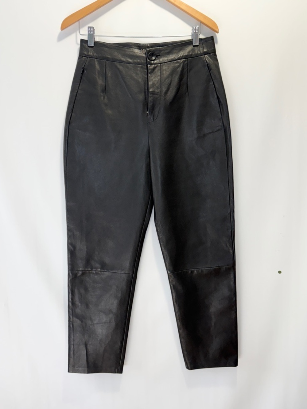 Lamarque Black 100% Leather dress pants Women’s Petite 26 in inseam size 8